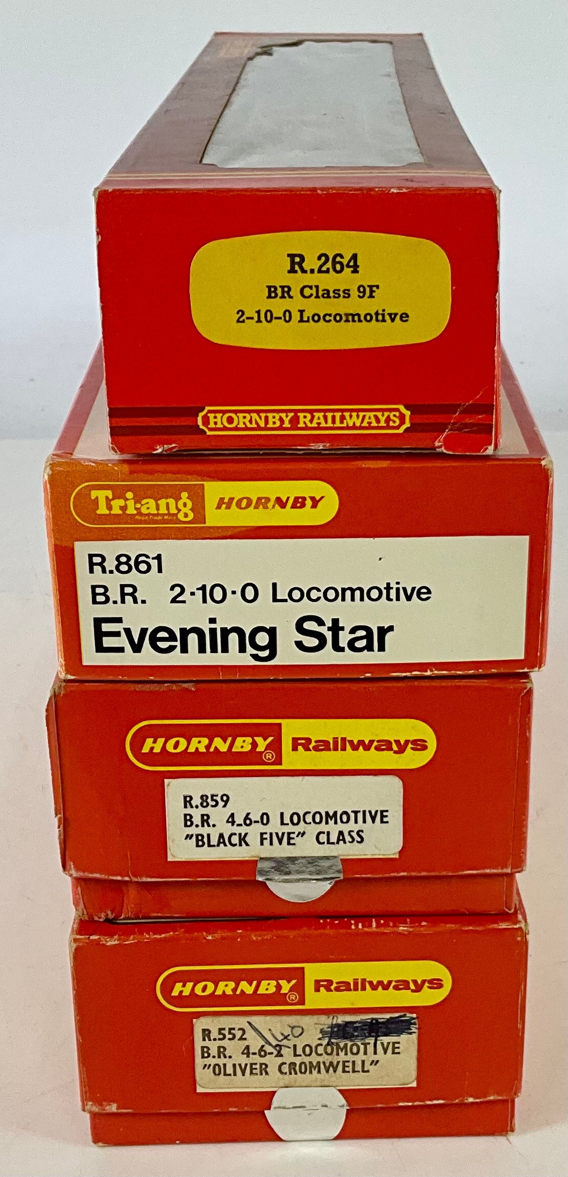 HORNBY, BOXED R264 BR 9F 2-10-0 LOCOMOTIVE 92200, PLUS 3 BOXED HORNBY ...