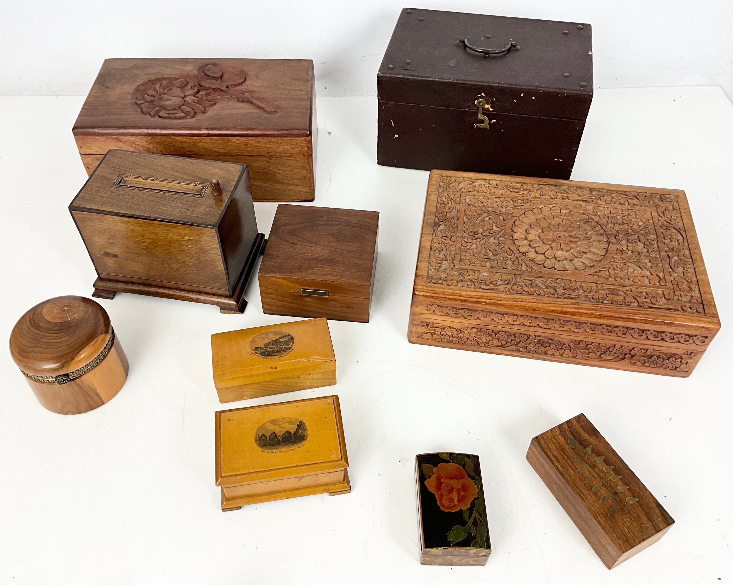 MISCELLANEOUS TREEN BOXES INCLUDING TOURIST & CARVED