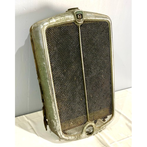 13 - VINTAGE MORRIS EIGHT RADIATOR AND GRILLE