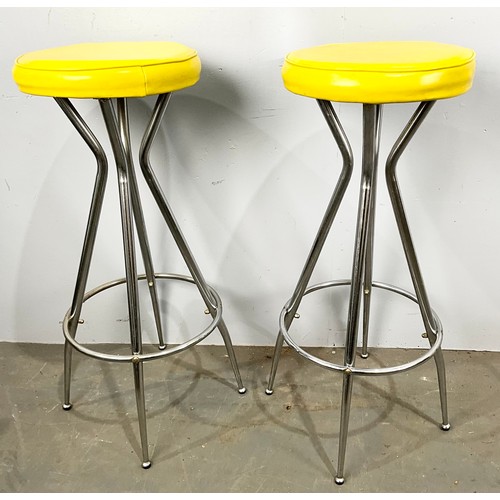 709 - *TRADE ONLY* PAIR OF RETRO BAR STOOLS WITH UPHOLSTERED YELLOW STOOL SEATS 83cm TALL
