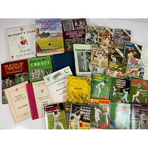 67 - TRAY OF PLAYFAIR CRICKET ANNUALS