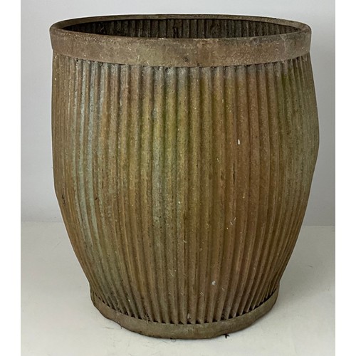 591 - FLUTED WASH BIN