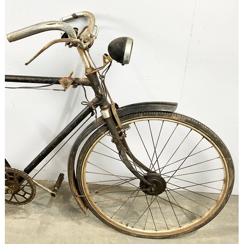 8 - VINTAGE BICYCLE
