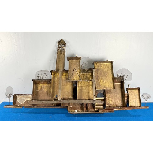 10 - IMPRESSIVE METAL WALL HANGING SCULPTURE POSSIBLY BY CURTIS JERE WIDTH 135cm, 72cm TALL