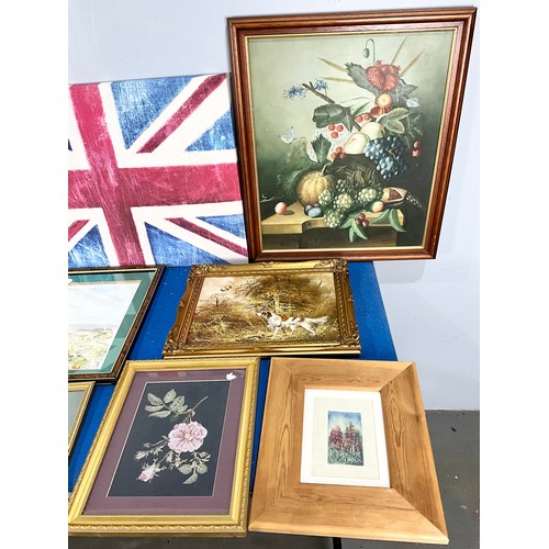55 - QUANTITY OF DECORATIVE PICTURES AND PRINTS