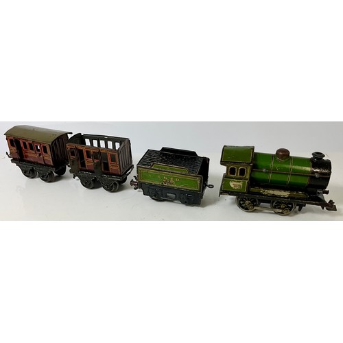  BING 0 GAUGE CLOCKWORK LNER GREEN 0-4-0 LOCOMOTIVE AND TENDER NO.8851, PLUS 2 BING? GDN 4 WHEEL COAC... 