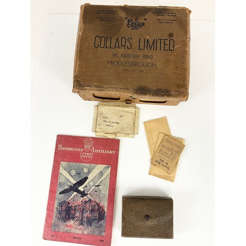 54 - COLLAR BOX WITH INTERESTING MILITARIA CONTENTS, MEDALS INC. 21120 PTE. E. BARKER, 1915-1918 WAR MEDA... 