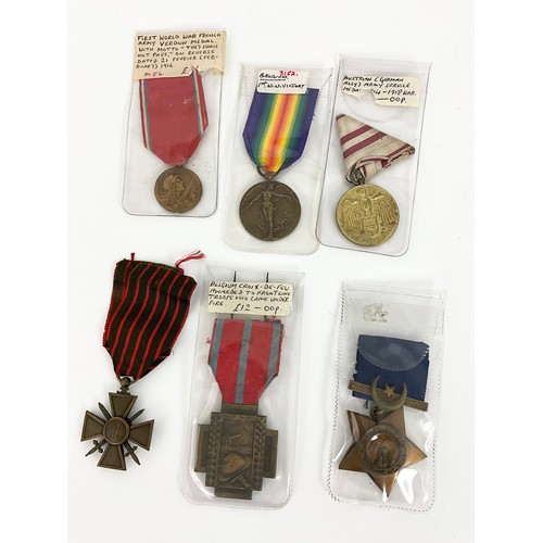 61 - COLLECTION OF MEDALS, MOSTLY FRENCH, BELGIAN AND OTHERS