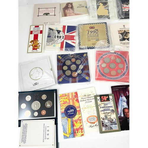 69 - LARGE QTY. COINS AND COIN SETS INC. COMMEMORATIVES IN PRESENTATION PACKS
