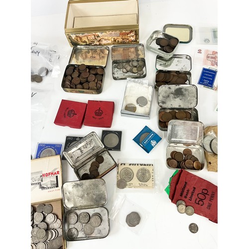 70 - QTY. COINS, MOSTLY UK PRE DECIMAL BUT INCLUDING SOME COMMEMORATIVES AND SOME ‘SILVER’ TOGETHER WITH ... 