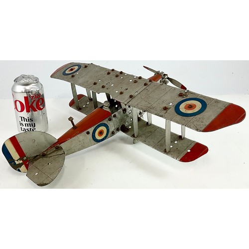  MECCANO - A BUILT TINPLATE MECCANO AEROPLANE MODEL OF A BIPLANE APPROX 36 CM LONG AND 46CM WINGSPAN