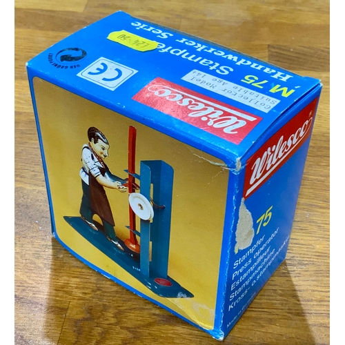 A BOXED WILESCO M75 STAMPFER HANDWERKER SERIE,, DYNAMO M 68, PLUS 7 ...