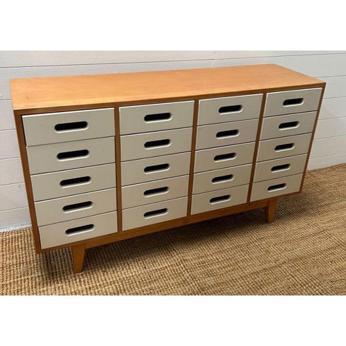 161 - A set of Esavain drawers, 1950's beech drawers (H70cm W120cm D35cm)