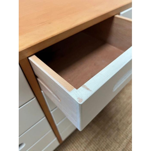 161 - A set of Esavain drawers, 1950's beech drawers (H70cm W120cm D35cm)