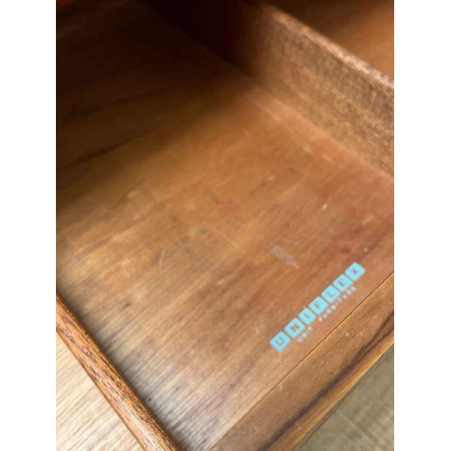 163 - A Uniflex Mid Century chest of drawers with inlaid top drawer by Peter Haywood (H76cm W78cm D45cm)