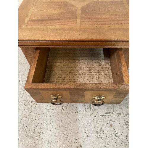 177 - A light oak single drawer side table