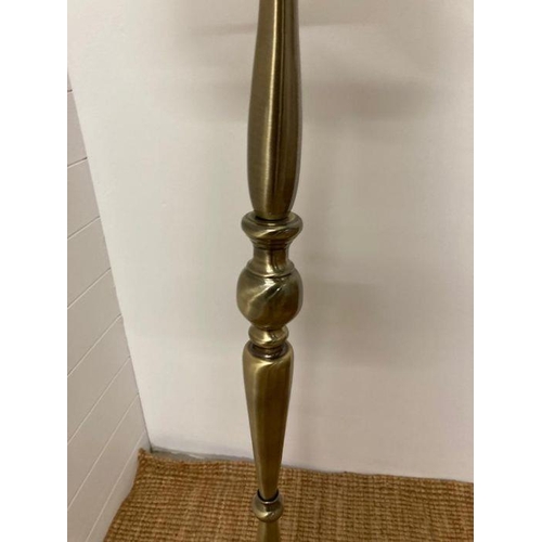 275 - A steel based floor lamp