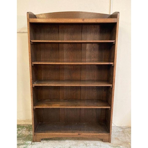 133 - A Mid Century four shelf oak bookcase (H195cm W121cm D33cm)AF