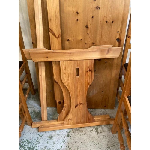 156 - A pine four seater dining room table and chairs (152cm x 77cm)