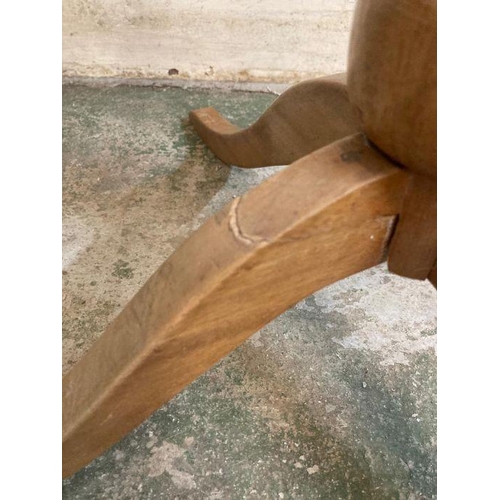 21 - A light oak pedestal wine table on four legs AF (H68cm)