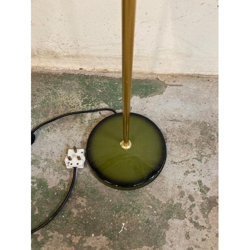 247 - A Mid Century floor lamp in green and gold