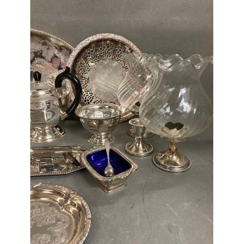 413 - A quantity of silver plate and white metal items to include coffee pot, tea pot and various trays