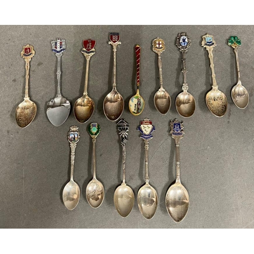 437 - A selection of collectable teaspoons, some silver