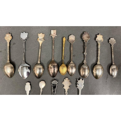 437 - A selection of collectable teaspoons, some silver