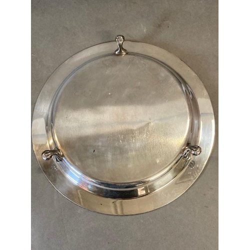 440 - The Sheffield Silver Company (Made in USA)EPC silver tray on three lion paw feet