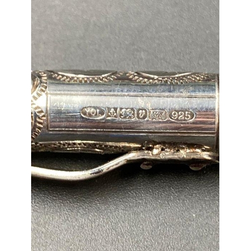 441 - A Yard O Led silver pencil, with engraved decoration and Nanna on the cartouche in wooden presentati... 