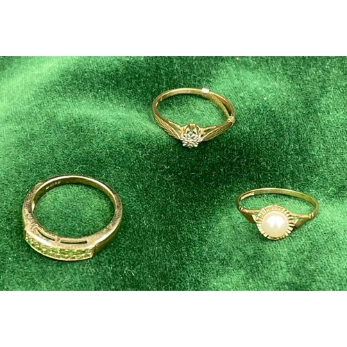 450 - A selection of three 9ct gold rings, various styles and stones (Approximate Total Weight 5.3g)