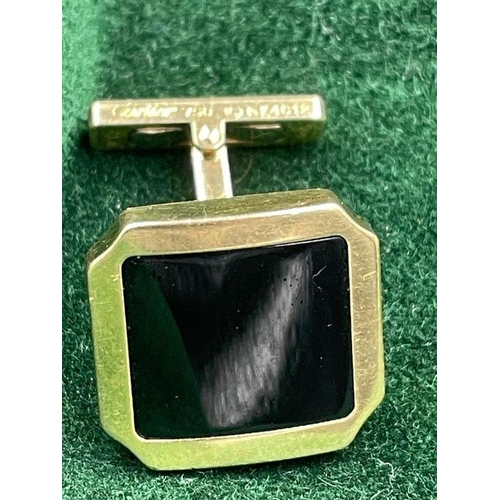 481 - A pair of 18ct gold Cartier Gents Cuff links