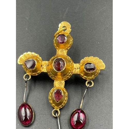 498 - A French gold cross brooch with amber pendant