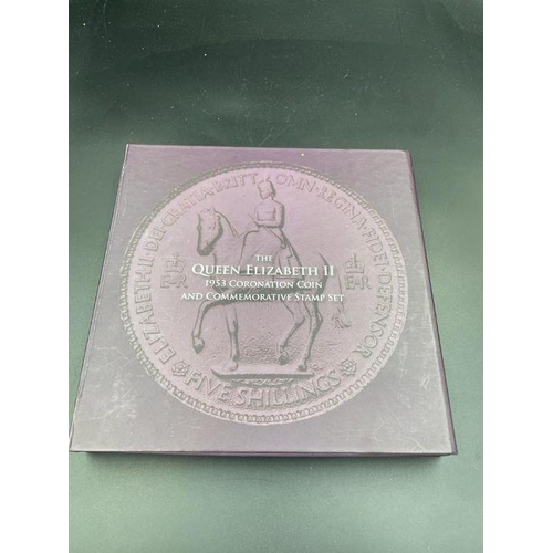 539 - The Longest Reigning Monarch commemorative coin and stamp set