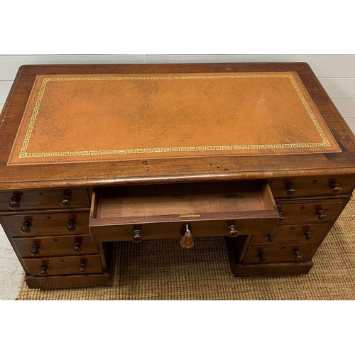 63 - A ladies writing desk with leather top (H73cm W118cm D60cm)