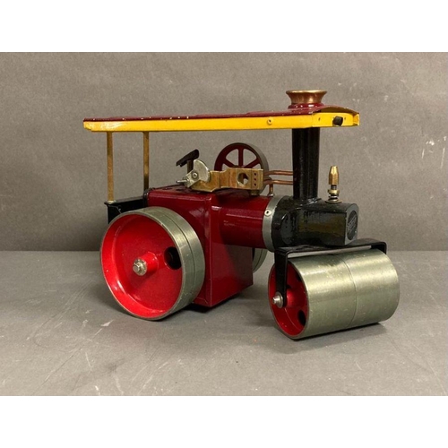 682 - A Mamod Challenger SR1 Steam Roller