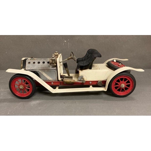 693 - A vintage Mamod SA1 steam roadster in white