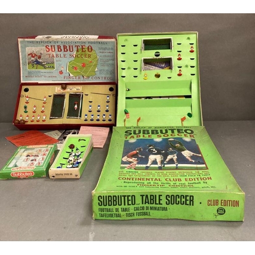 712 - A selection of vintage Subbuteo figures and games AF