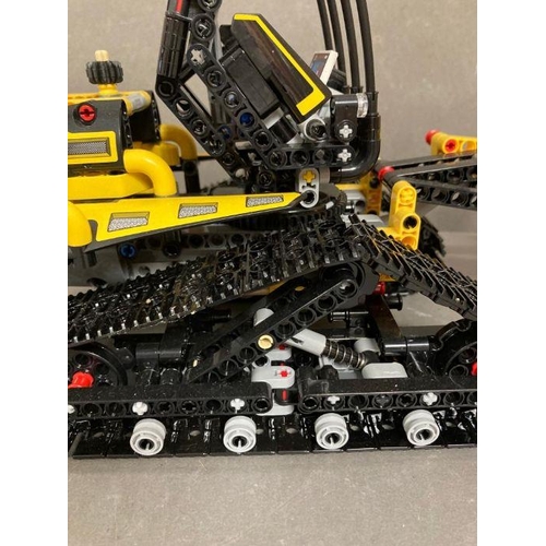 725 - Two Lego Technic model, A Bulldozer and a crane with grabber