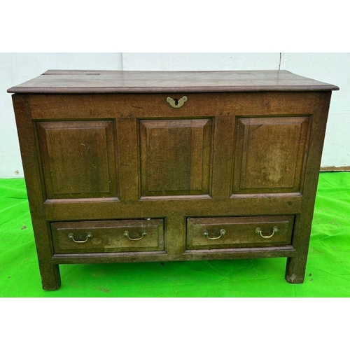 99 - Three panel coffer with drawers to base (H90cm W125cm D56cm)