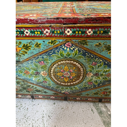 192 - A hand painted Indian trunk with double hinged top. (H51cm W117cm D56cm)