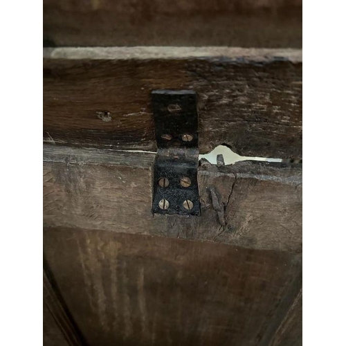 29 - An oak early 18th Century four carved panelled coffer. (H62cm  D53cm W120cm)