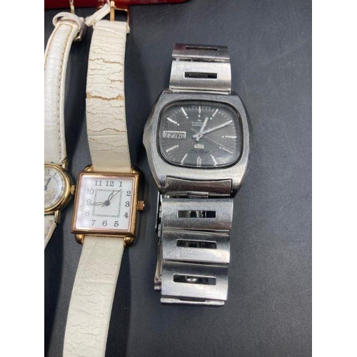 639 - A selection of vintage watches to include a boxed Bentex, Gents Rotary, Seiko etc.