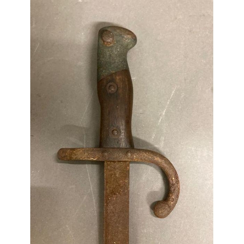 654 - A Late 19th Century French bayonet