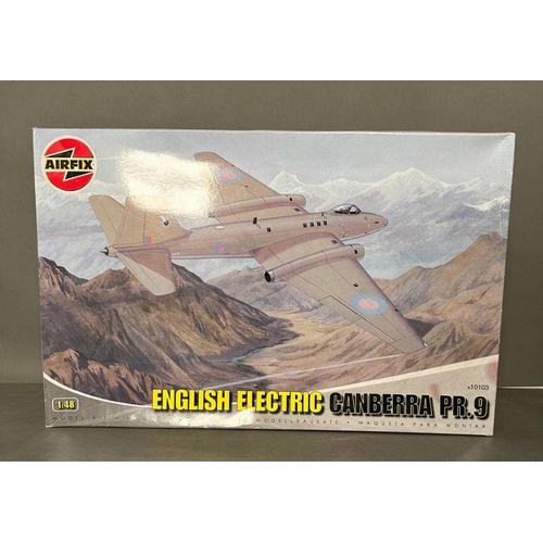 896 - A boxed Airfix model kit of an English Electric Canberra PR.9