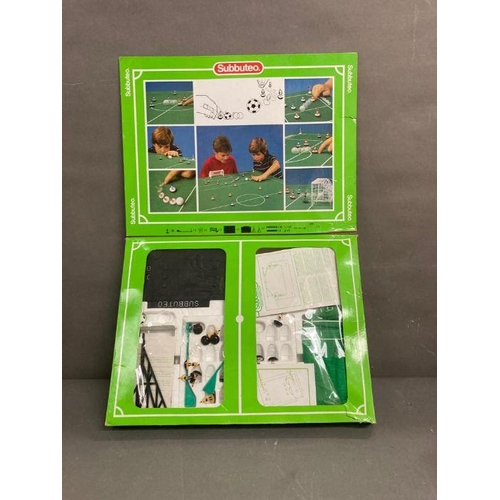 897 - A vintage boxed Subbuteo set