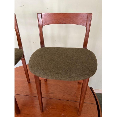 28 - A Mid Century dining table
