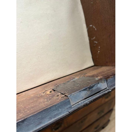 33 - A George III style chest on chest, three small drawers followed by graduated drawers below, two piec... 