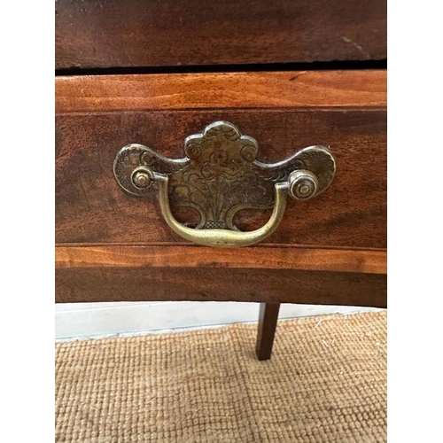 58 - A mahogany gate leg tea table with single inlaid drawer and brass drop handles (H74cm W89cm D45cm)