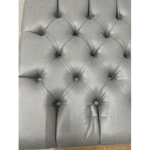 105 - A rectangular button tufted foot stool (H50cm W140cm D70cm